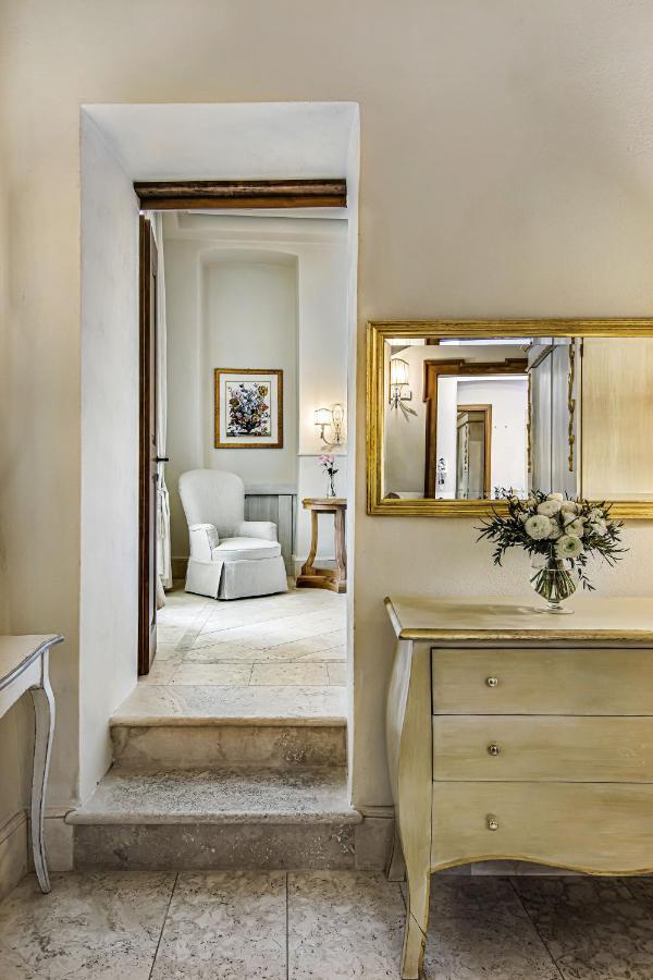 Monastero Di & 5*